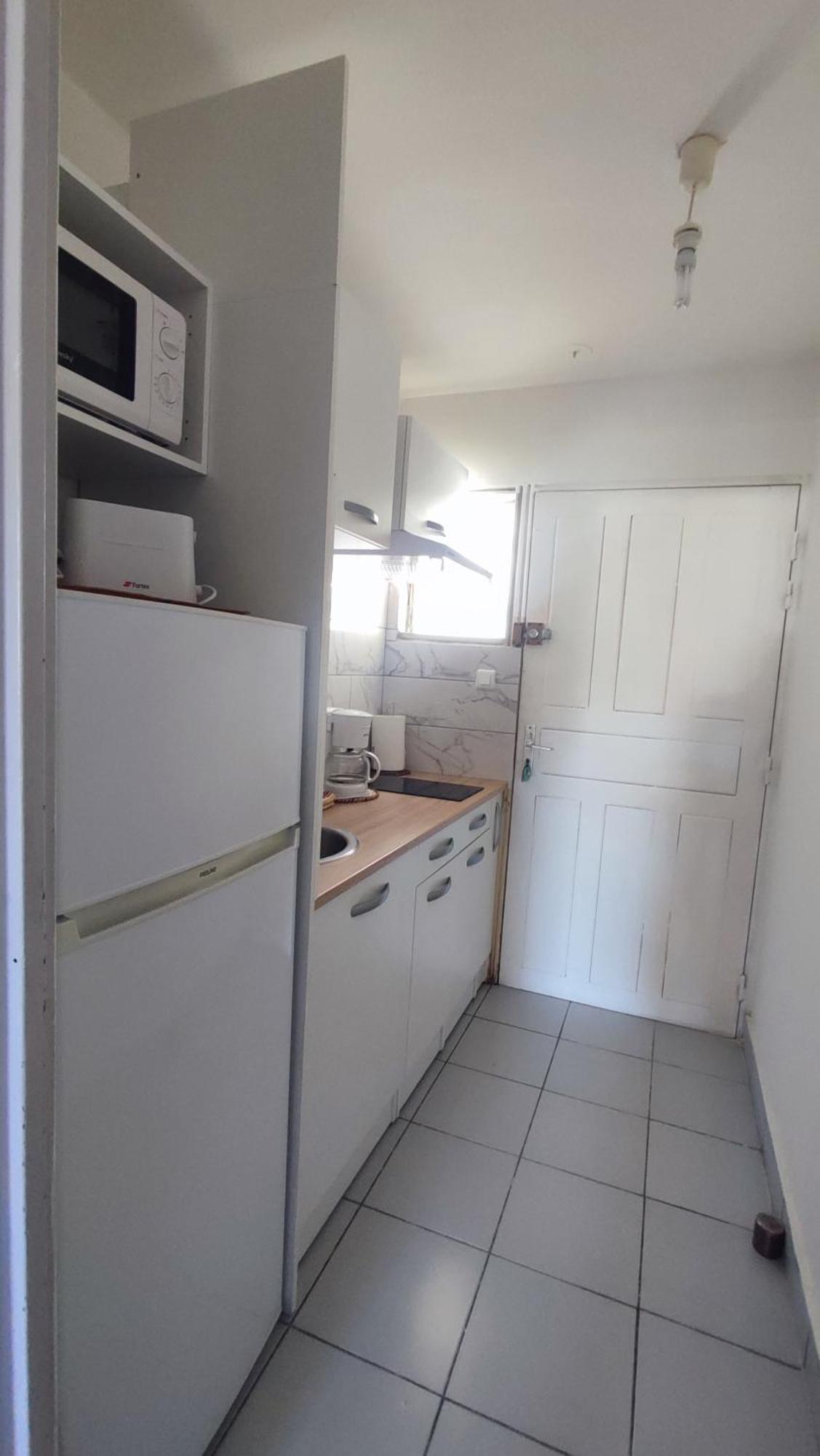 Les Franciseas Apartment Saint-Gilles-les Bains Bagian luar foto