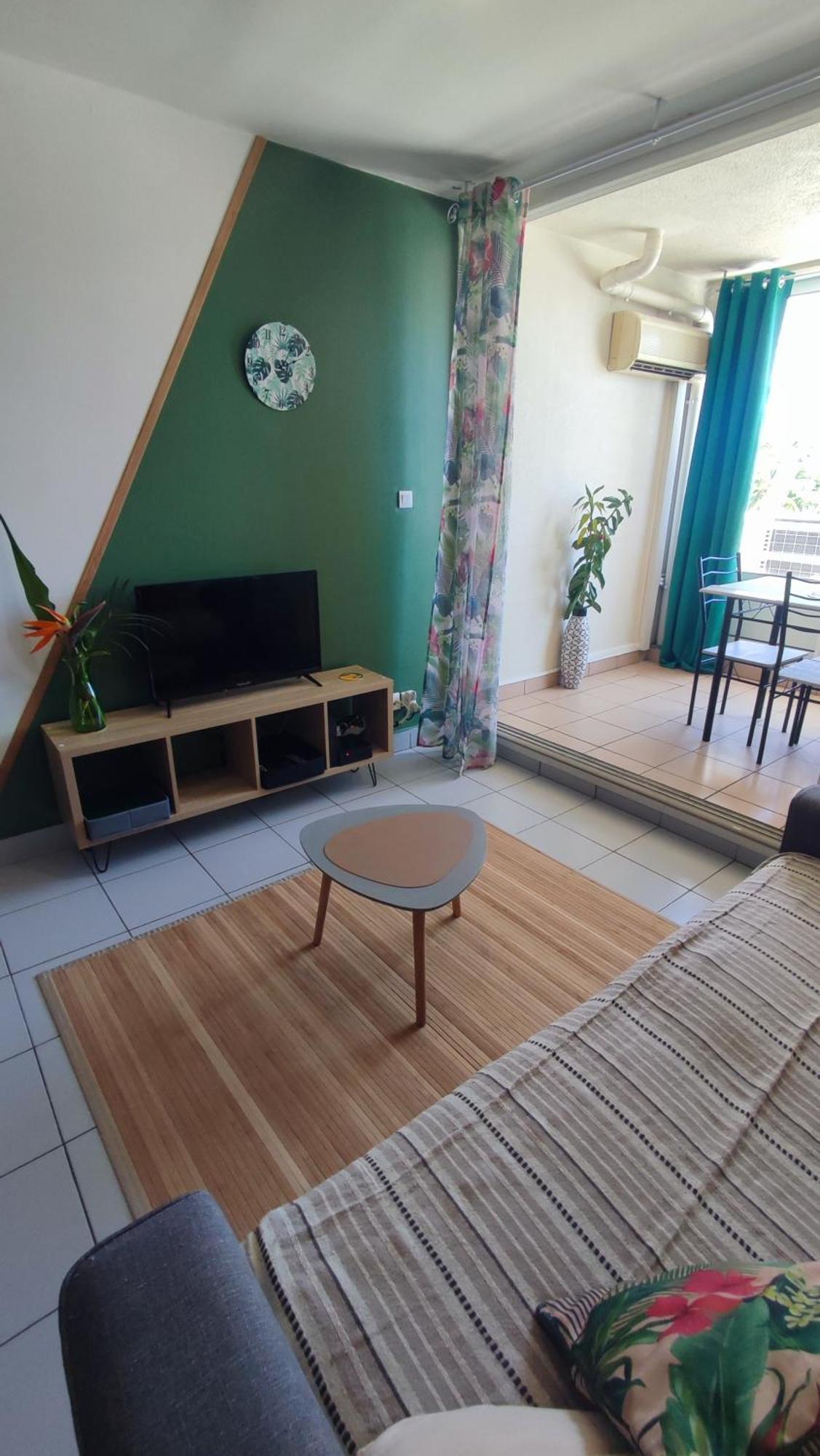 Les Franciseas Apartment Saint-Gilles-les Bains Bagian luar foto